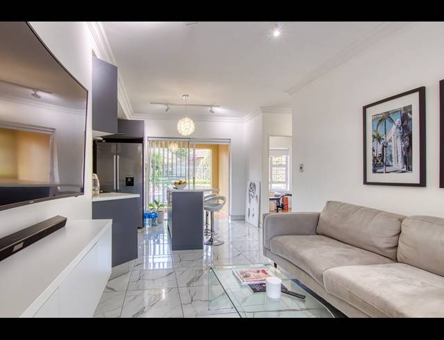 2 BEDROOM APARTMENT SOLD IN BRYANSTON